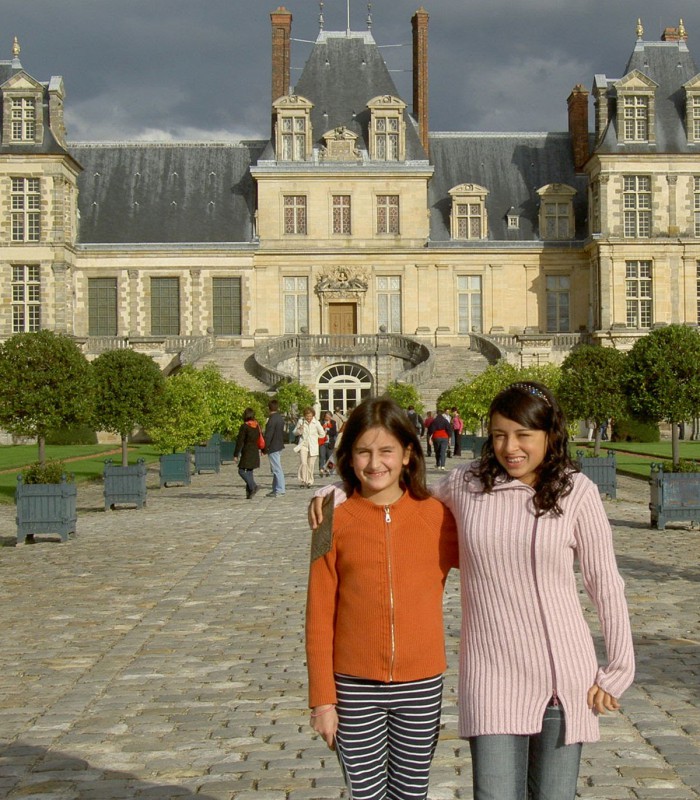 Fontainebleau castle half day private tour