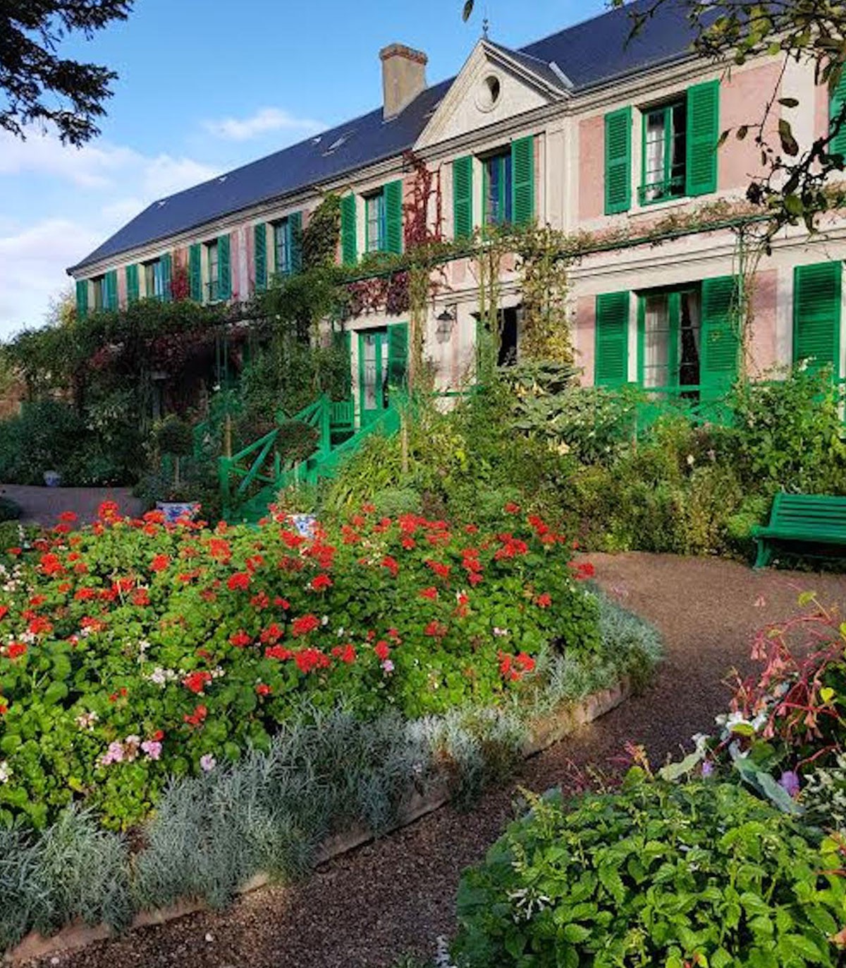 Full Day Giverny Private Tour Claude Monet S House Garden Lily Pond