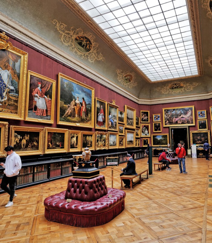 Chantilly Castle Day Tour from Paris