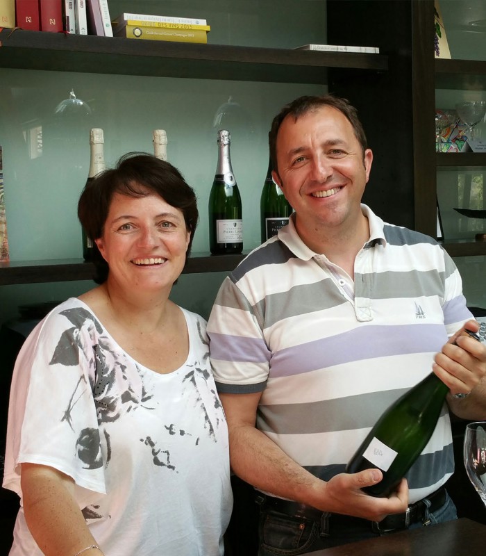 Champagne tour: customized visit and private tastings with smaller producers