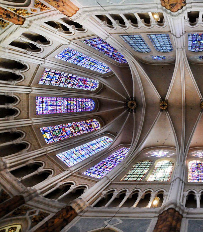 Versailles & Chartres Cathedral Private Day Tour